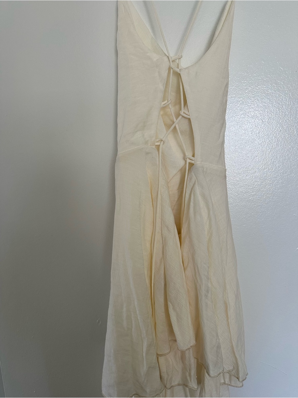 White Ruffle Mini Romper with Spaghetti Straps  | Size M - Picture 8 of 10